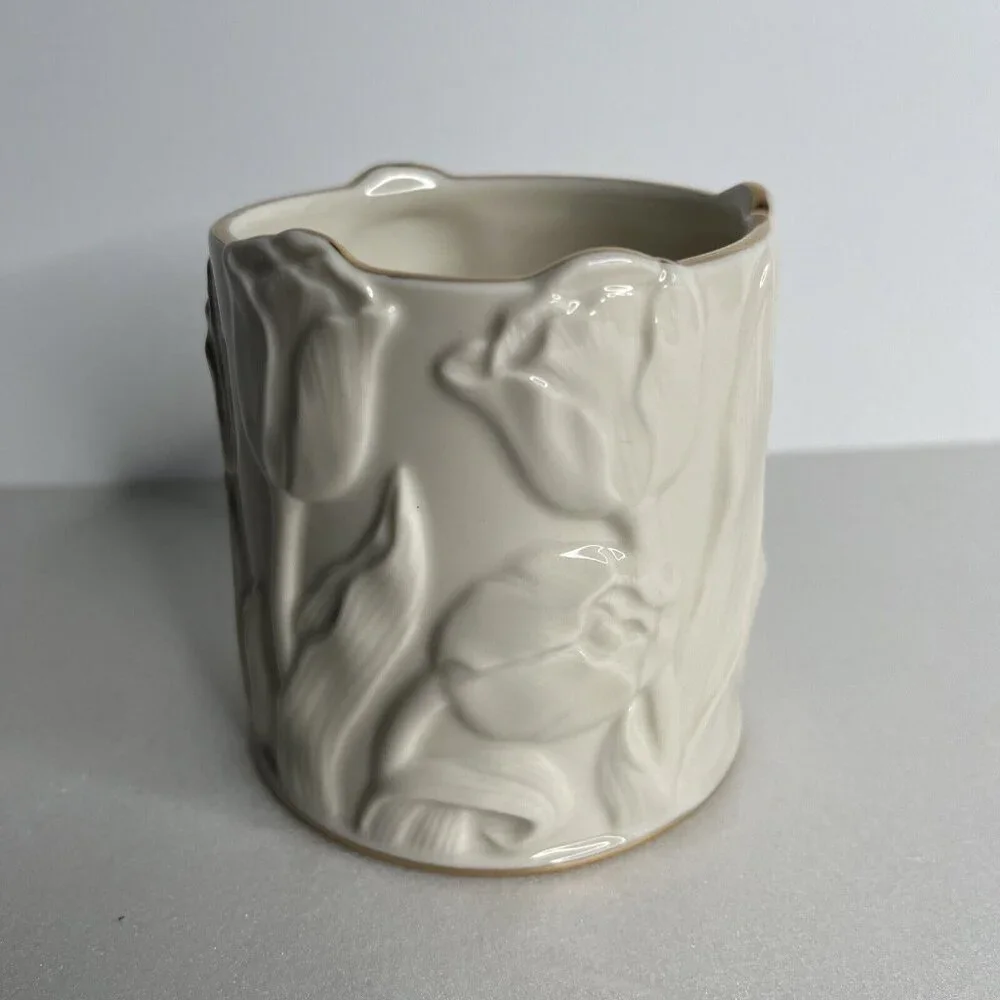 LENOX  Porcelain‎ TULIP VOTIVE HOLDER Embossed Tulips & Golden Rim # 827885